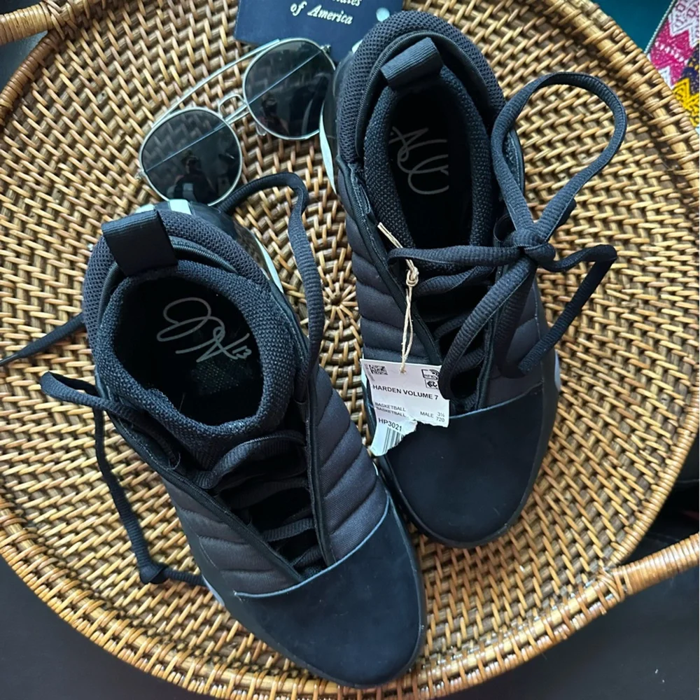 adidas men’s size